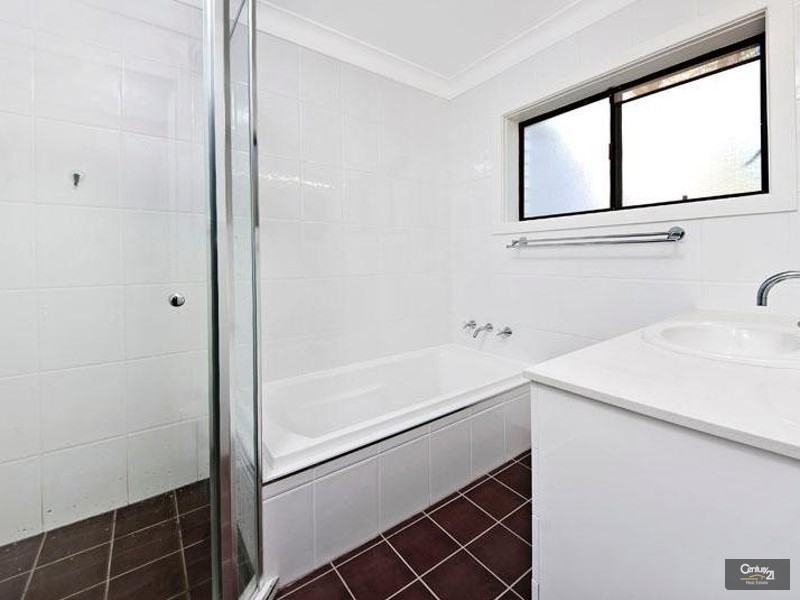 75 Bignell St, Illawong NSW 2234