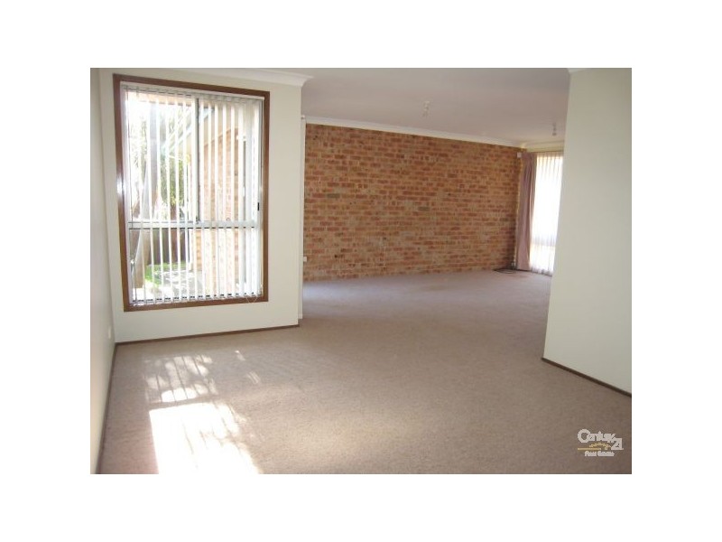 9 Davidson Road, Menai NSW 2234