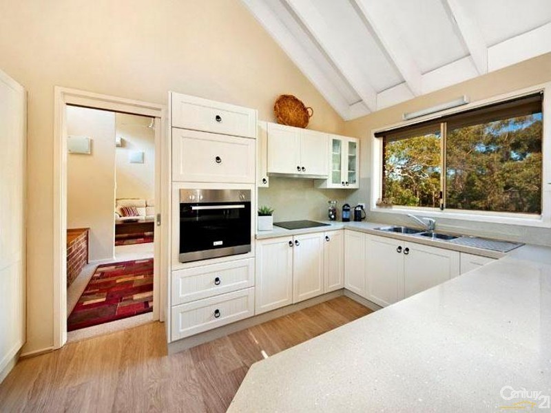 20 Portland Close, Illawong NSW 2234