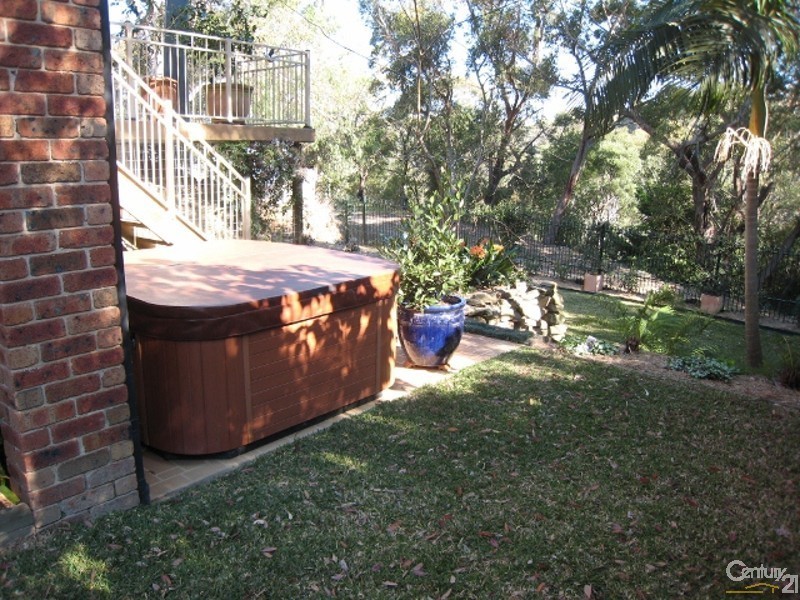 20 Portland Close, Illawong NSW 2234