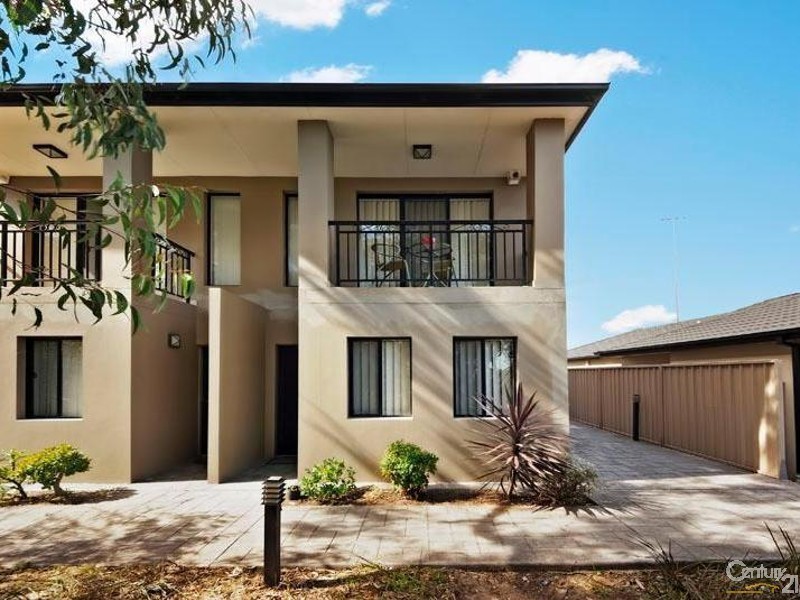 6/54 Osprey Dr, Illawong NSW 2234
