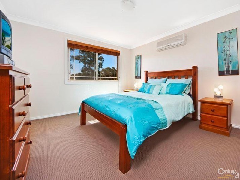 2 Arnold Place, Menai NSW 2234