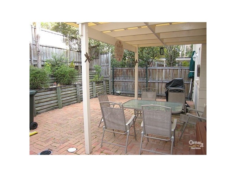 18 Oakwood Way, Menai NSW 2234