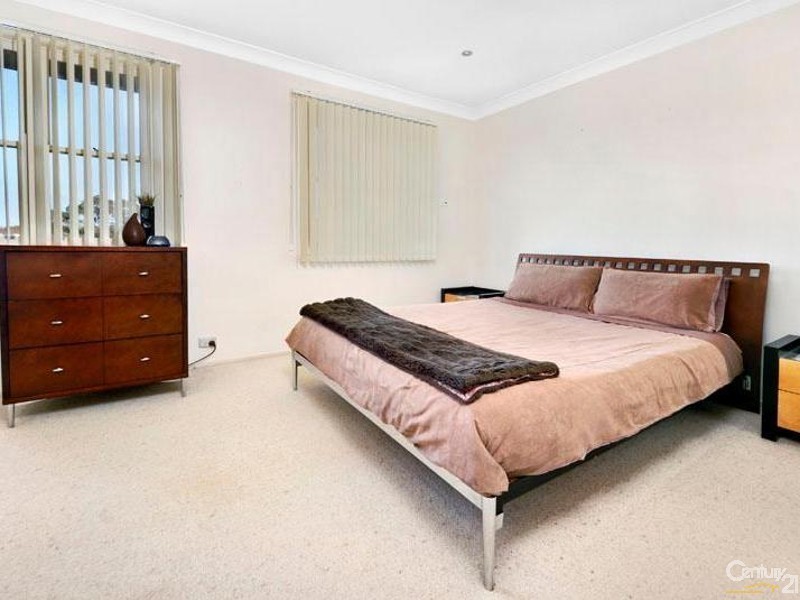 45 Jervis Drive, Illawong NSW 2234