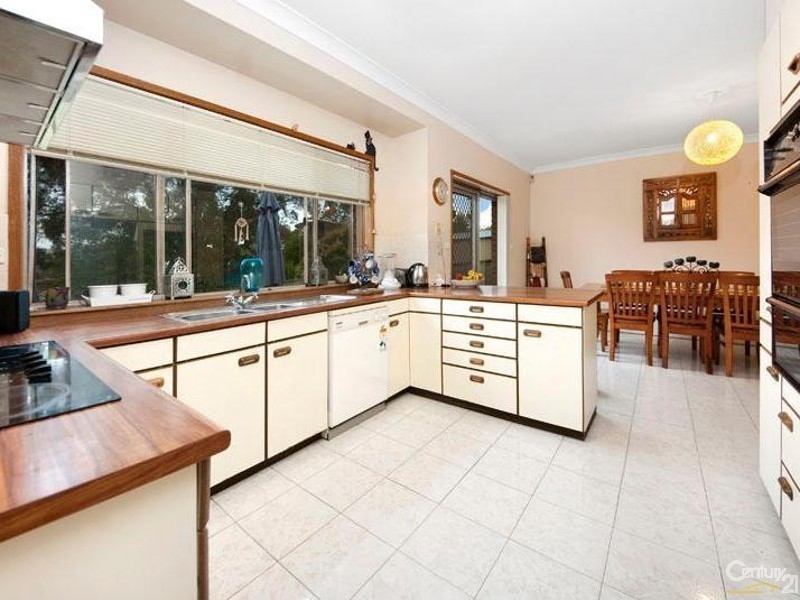 4 Kelsall Place, Barden Ridge NSW 2234