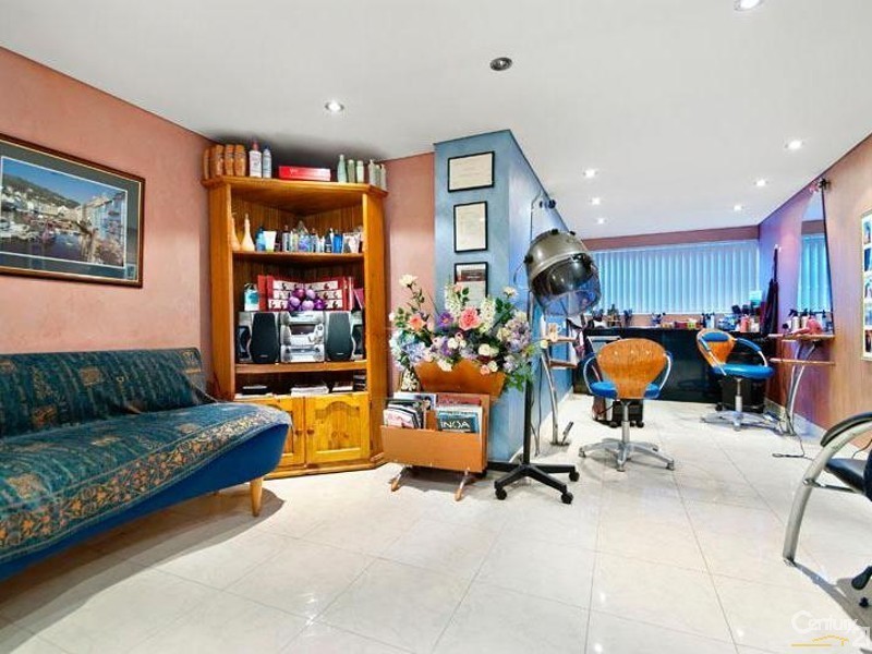 7 Stolle Close, Menai NSW 2234