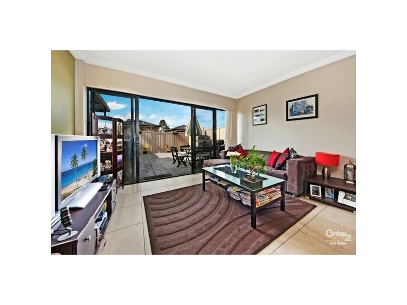 6/54 Osprey Drive, Illawong NSW 2234