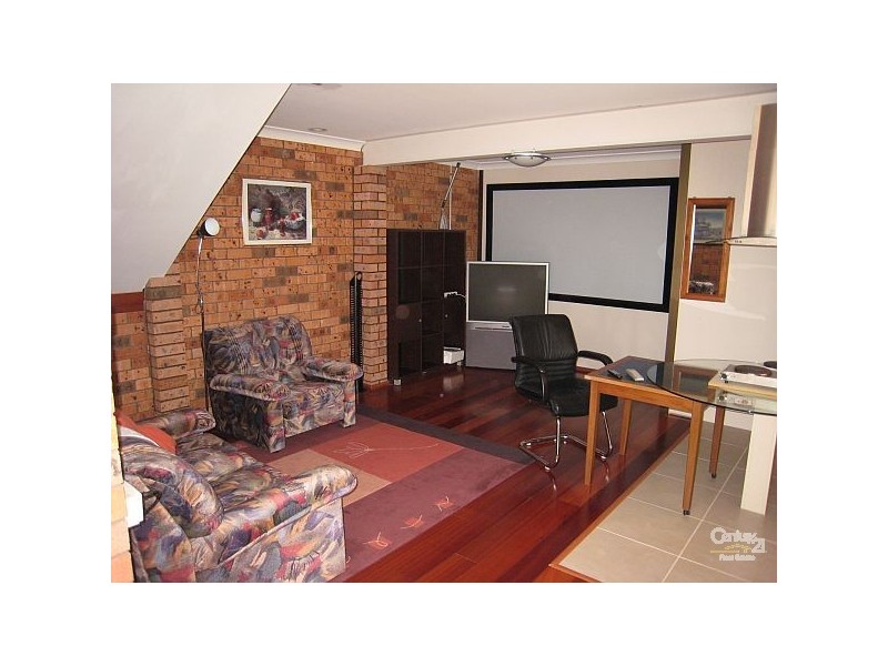 212A Fowler Road, Illawong NSW 2234