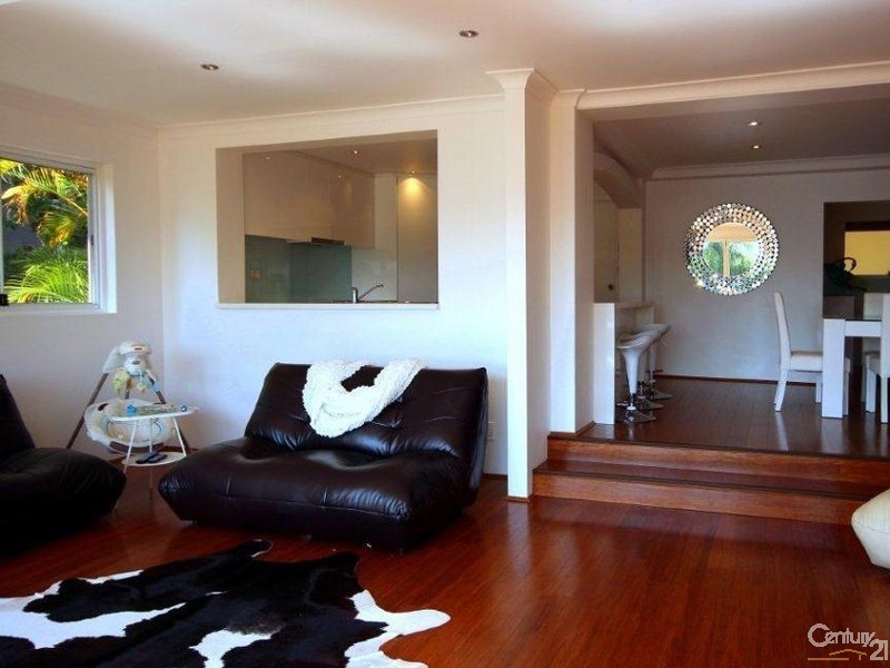 99 Bignell Street, Illawong NSW 2234