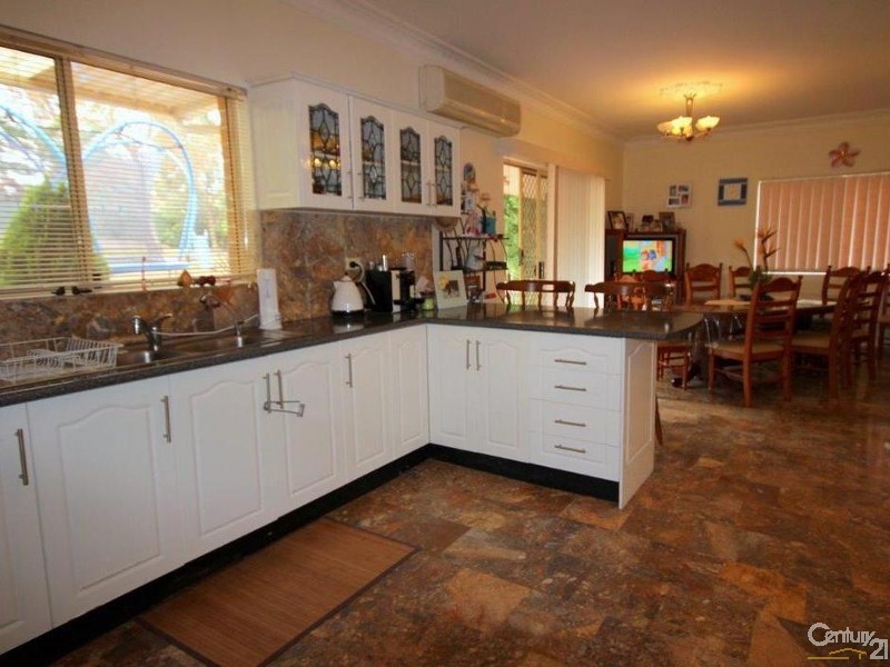 16 Marlock Place, Alfords Point NSW 2234