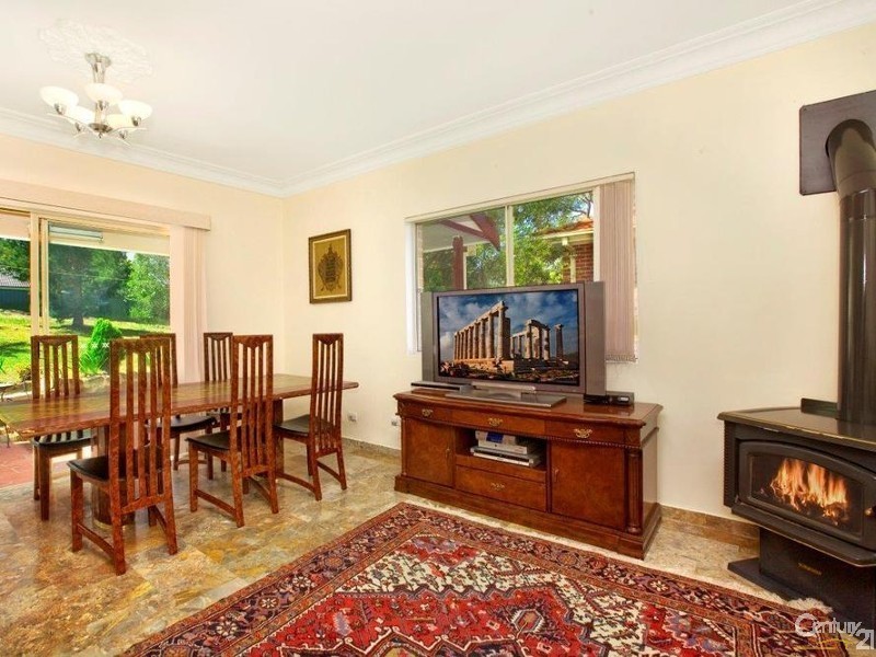 16 Marlock Place, Alfords Point NSW 2234