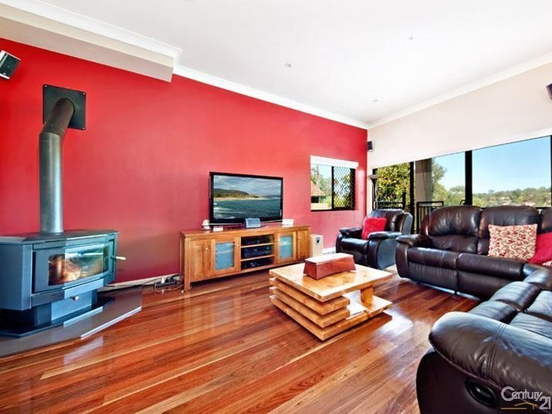 76 Brushwood Drive, Alfords Point NSW 2234