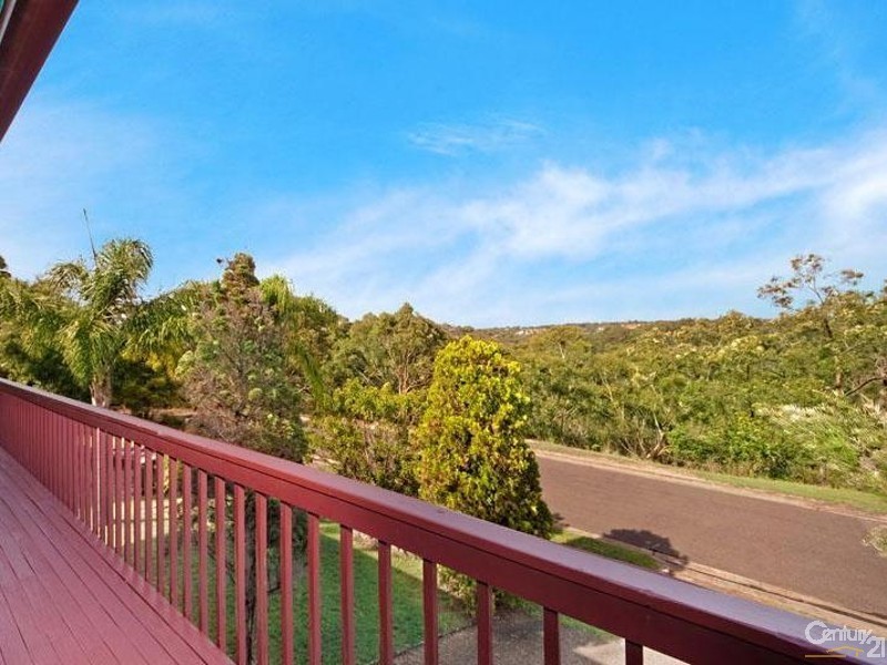 12 Connor Place, Illawong NSW 2234