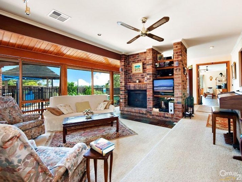 68 Hall Drive, Menai NSW 2234