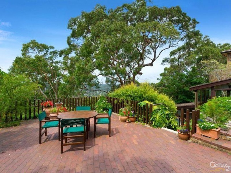 35 Sproule Rd, Illawong NSW 2234