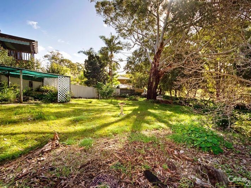 28 Allwood Crescent, Lugarno NSW 2210