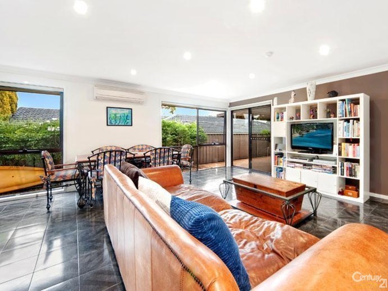 8 Imlay Place, Barden Ridge NSW 2234