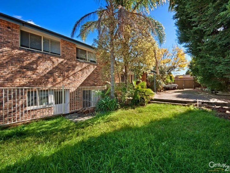 60 Hall Drive, Menai NSW 2234