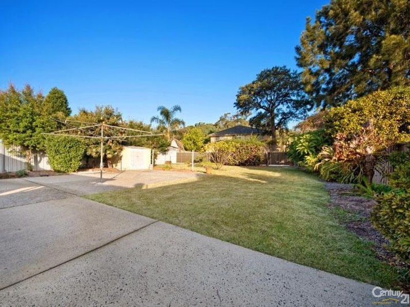 10 Nirimba Crescent, Heathcote NSW 2233