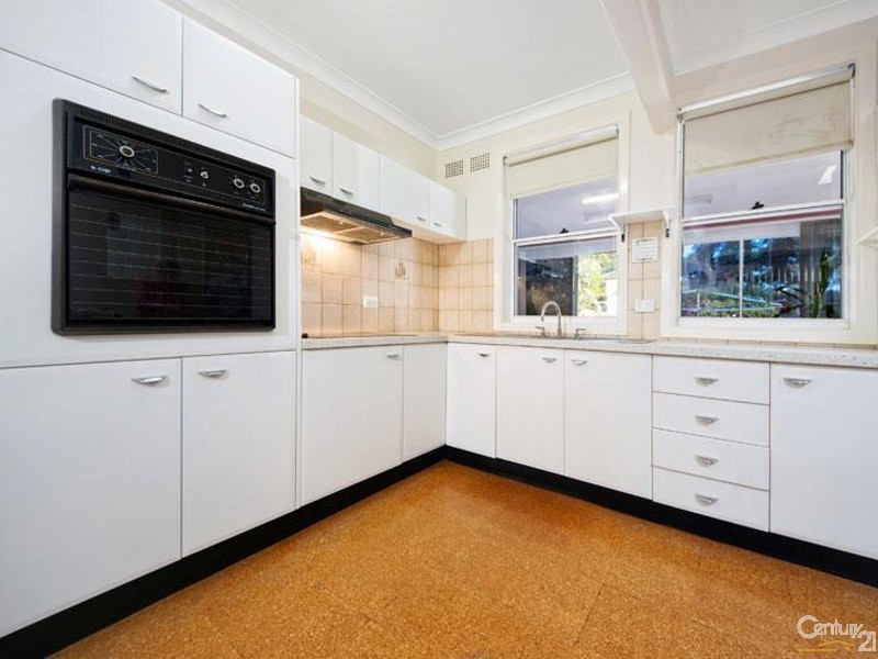 10 Nirimba Crescent, Heathcote NSW 2233