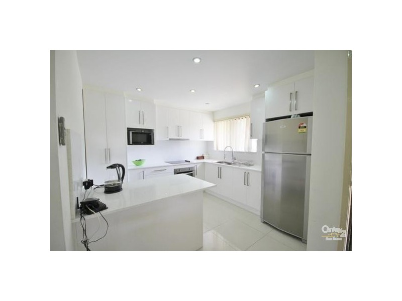 2 Court Place, Menai NSW 2234
