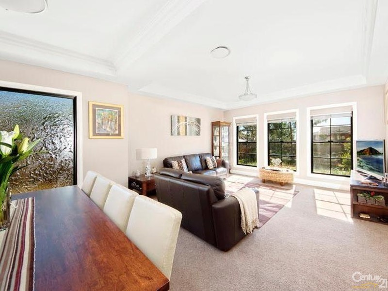 15 Colwyn Close, Menai NSW 2234