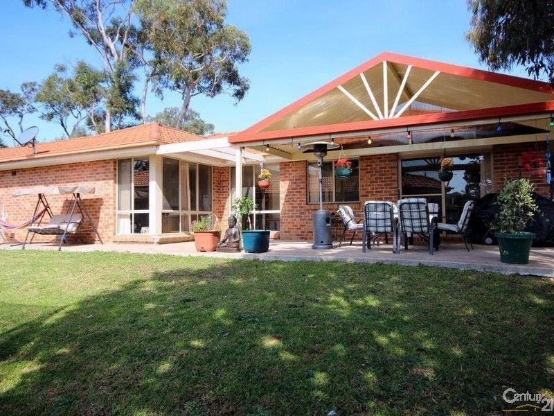 20 Jacobs Close, Menai NSW 2234