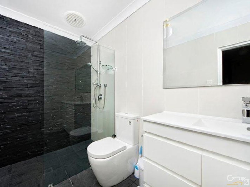 18/92-96 Allison Crescent, Menai NSW 2234