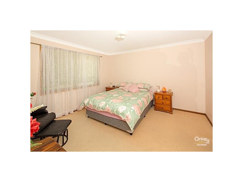 25 Silverleaf Row, Menai NSW 2234