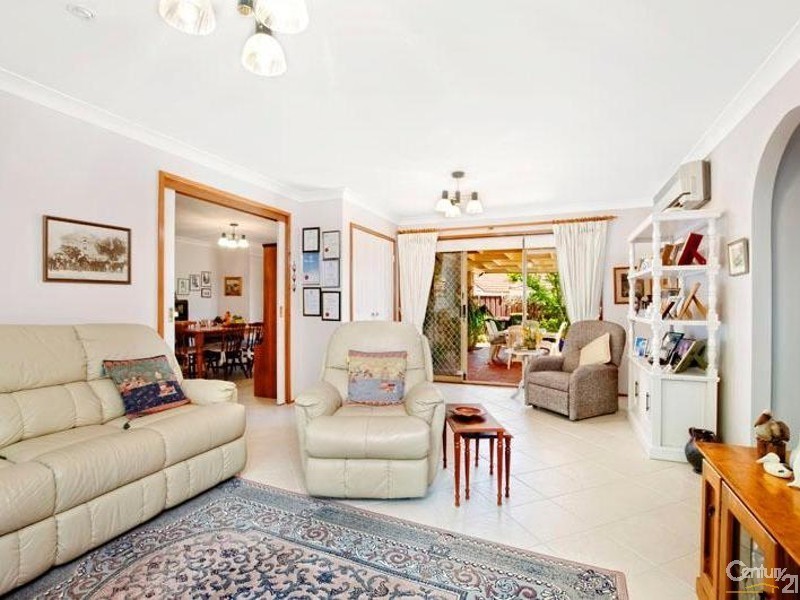 33 Ferrier Drive, Menai NSW 2234