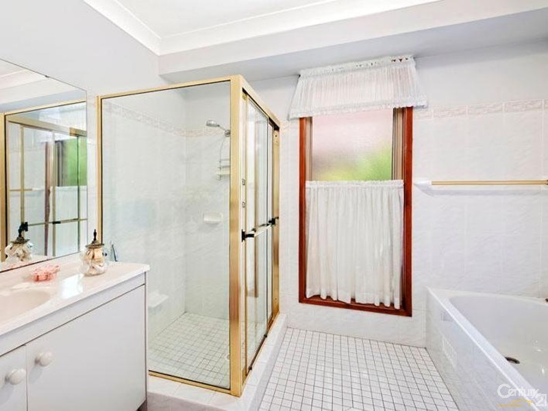 33 Ferrier Drive, Menai NSW 2234