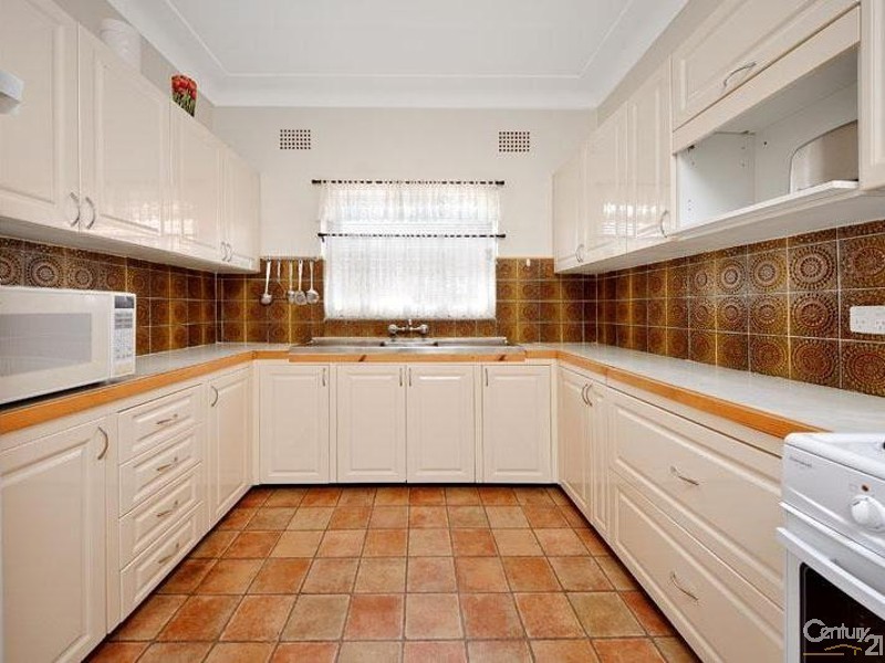 13  Lesley Avenue, Revesby NSW 2212