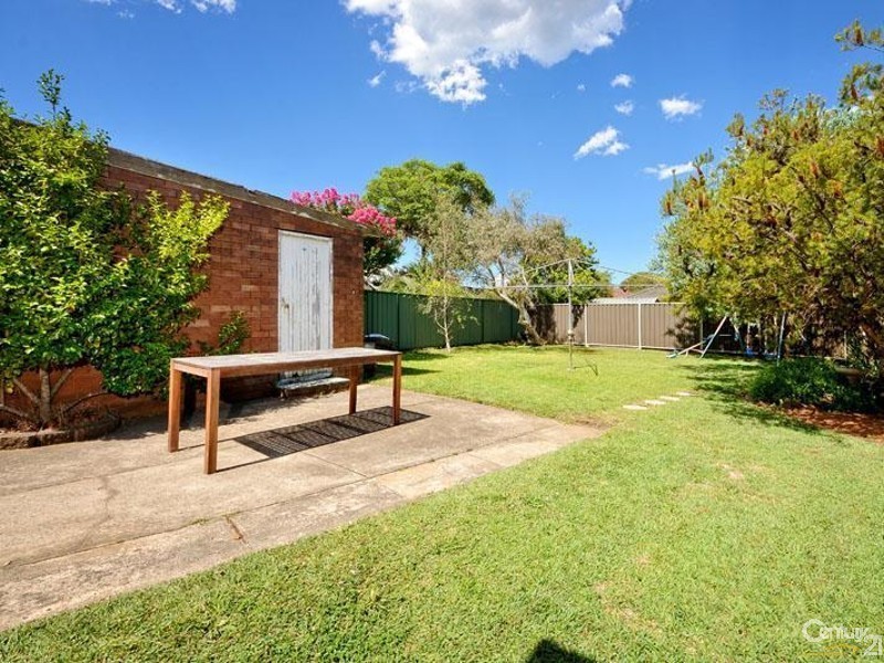 11 Lesley Avenue, Revesby NSW 2212