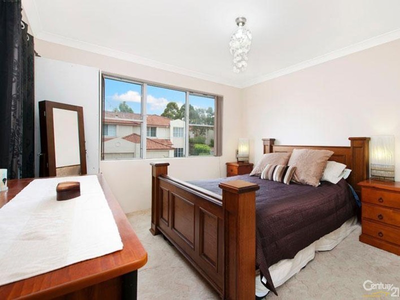 4/1 Bluegum Way, Menai NSW 2234