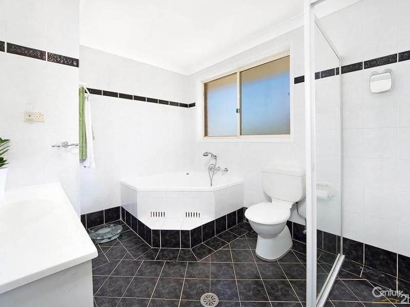 2 Kentia Place, Alfords Point NSW 2234