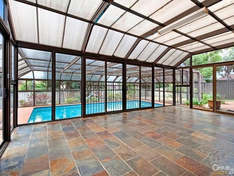 6 Kilby Place, Illawong NSW 2234