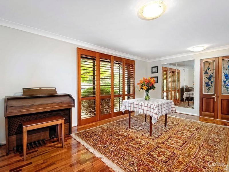 6 Kilby Place, Illawong NSW 2234