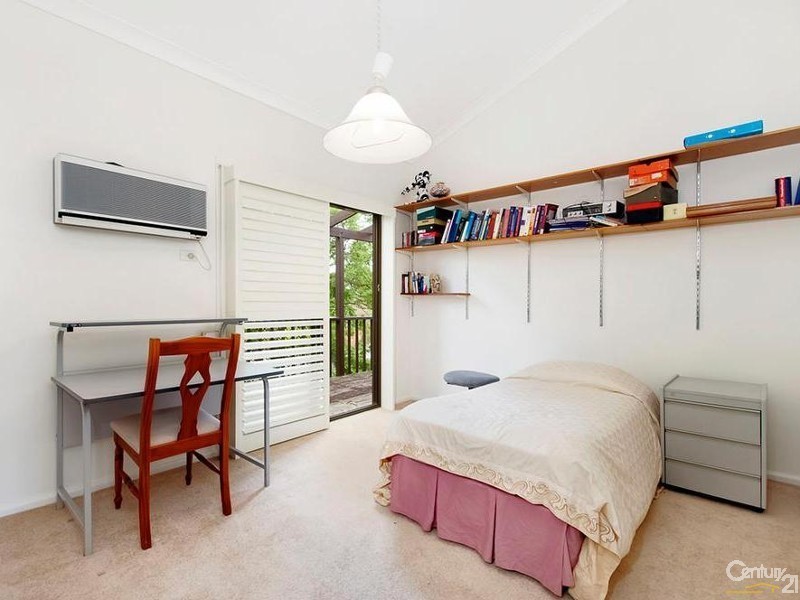 6 Kilby Place, Illawong NSW 2234