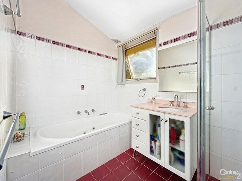 1 Balarang Place, Bangor NSW 2234