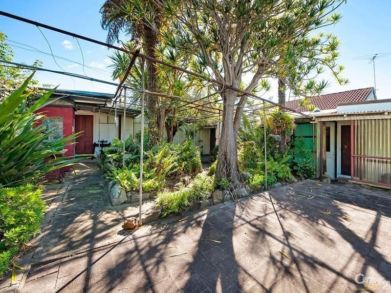21 Inverness Avenue, Penshurst NSW 2222