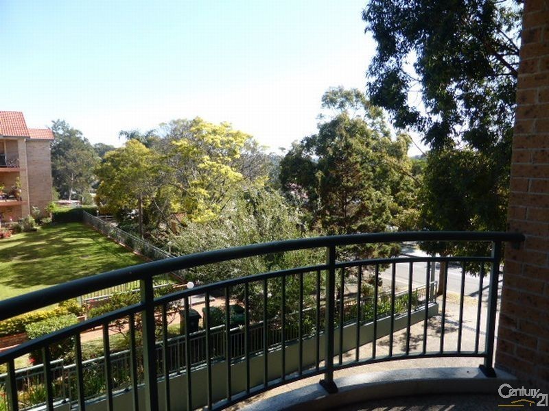 30/20 LEONAY STREET, Sutherland NSW 2232