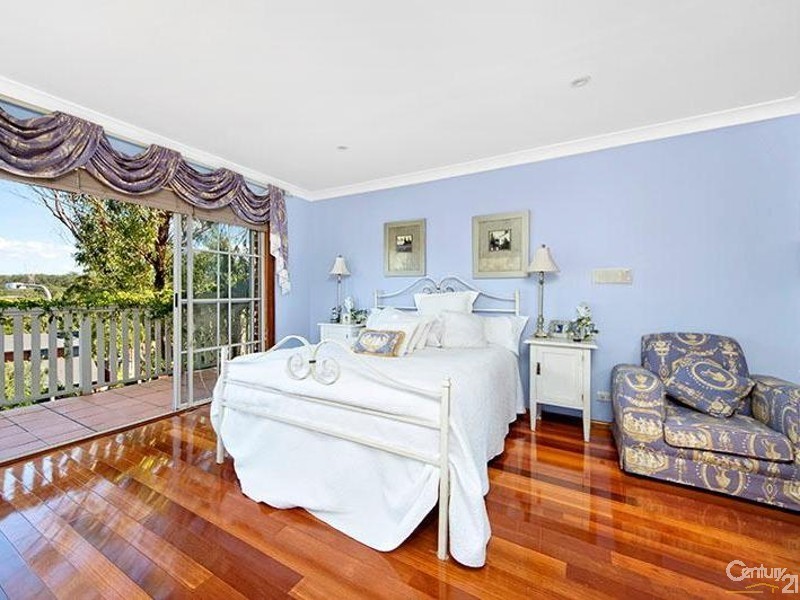 40 Hall Drive, Menai NSW 2234