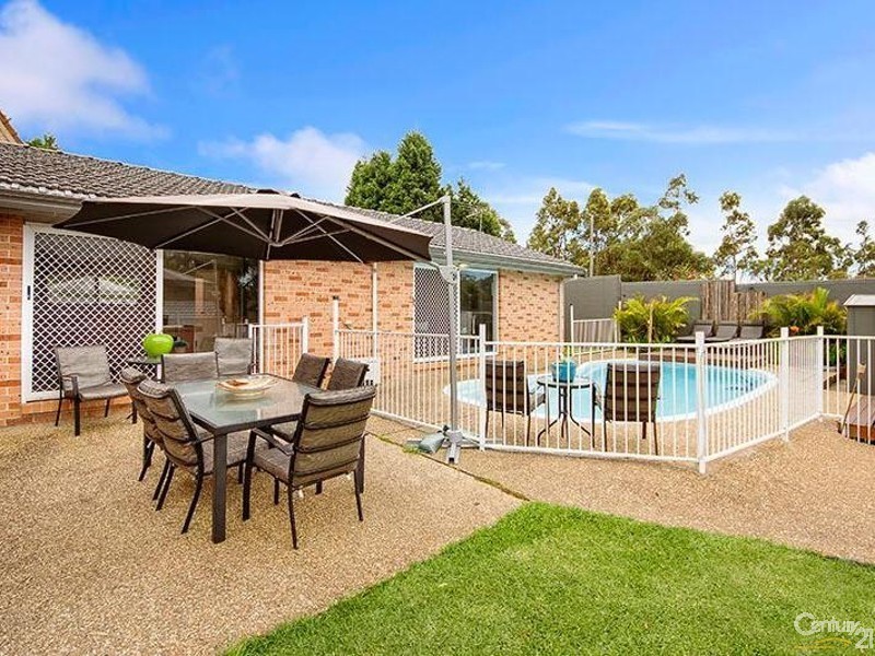 10 Ribbon Gum Close, Alfords Point NSW 2234