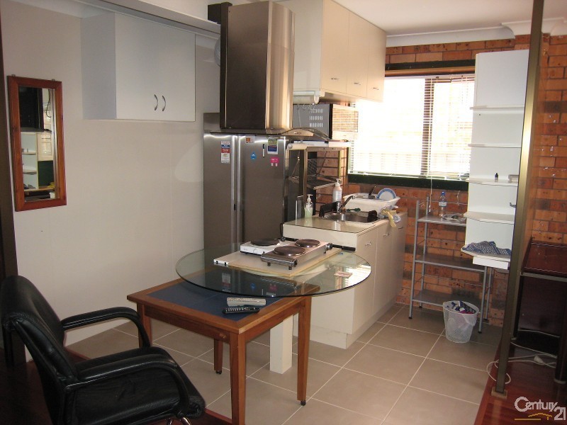 212A Fowler Road, Illawong NSW 2234