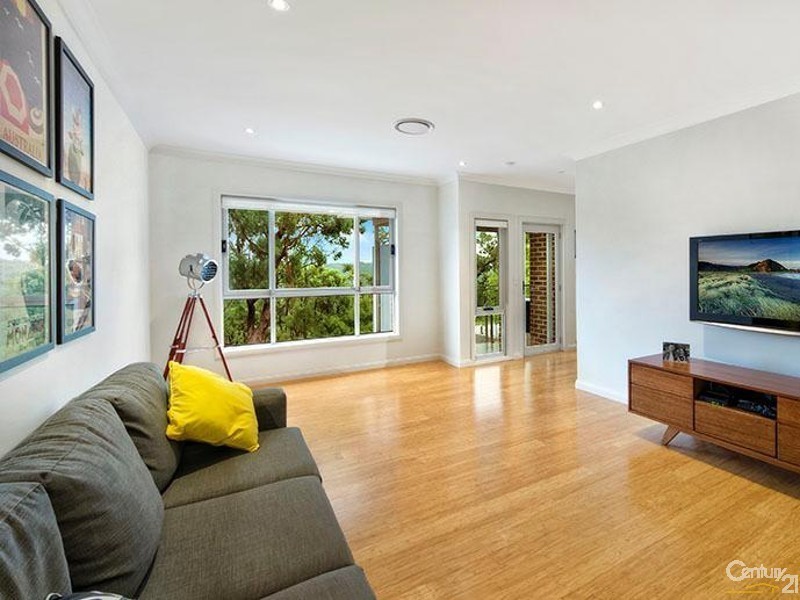16 Kippax Pl, Menai NSW 2234