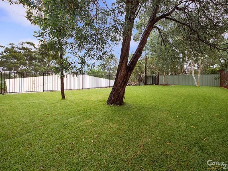 16 Kippax Pl, Menai NSW 2234