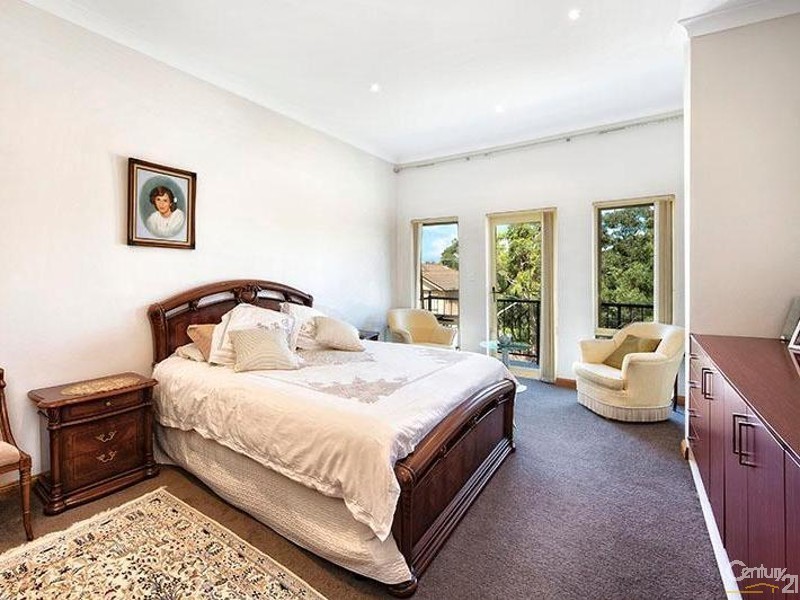 33 Dilkara Circ., Menai NSW 2234