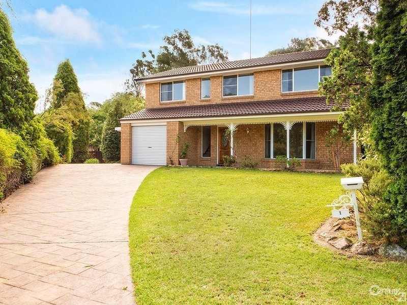1 West Close, Illawong NSW 2234