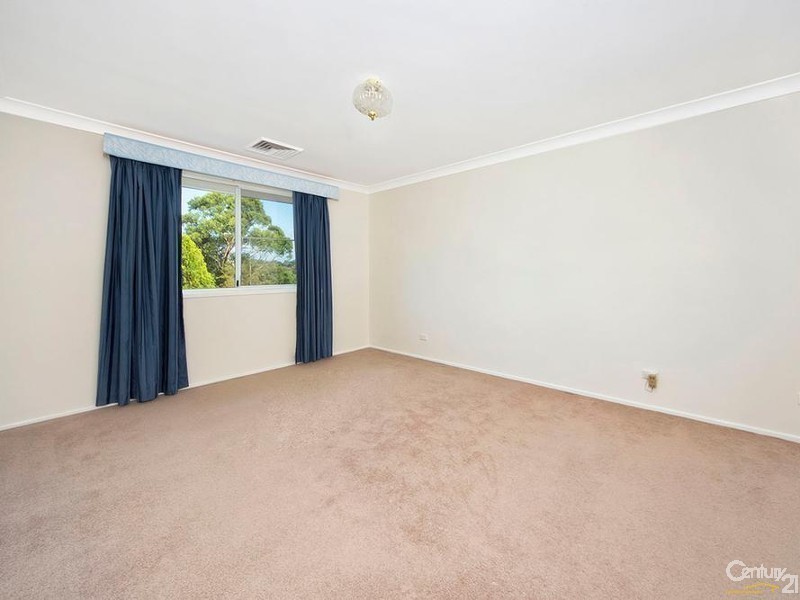 1 West Close, Illawong NSW 2234