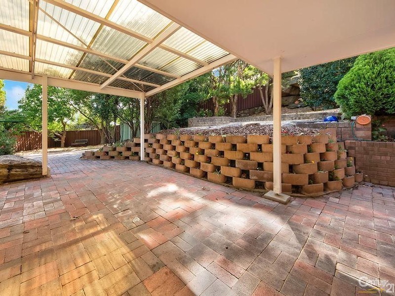 1 West Close, Illawong NSW 2234